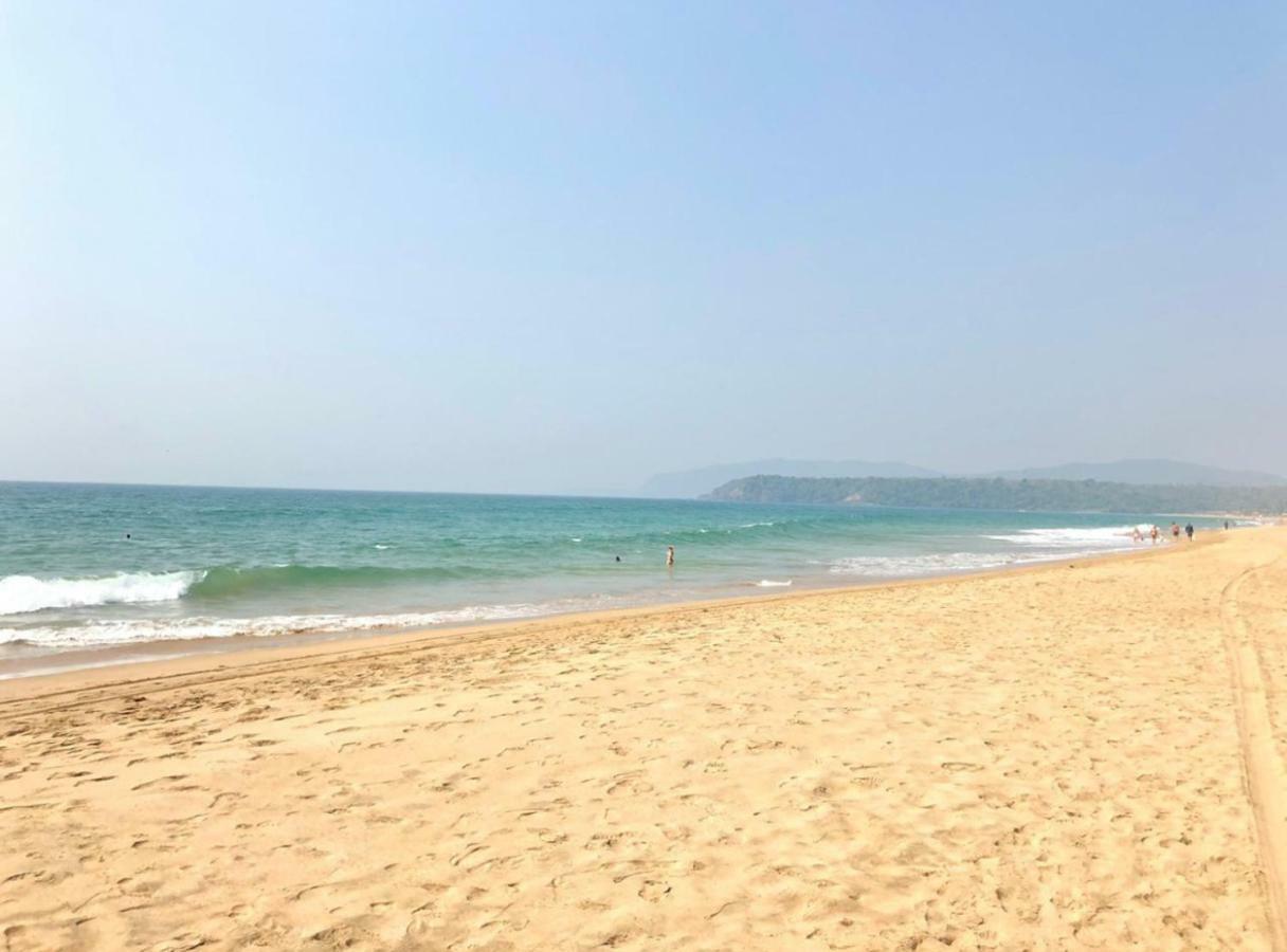 ホテル The Postcard Cuelim, Goa カンサウリム エクステリア 写真
